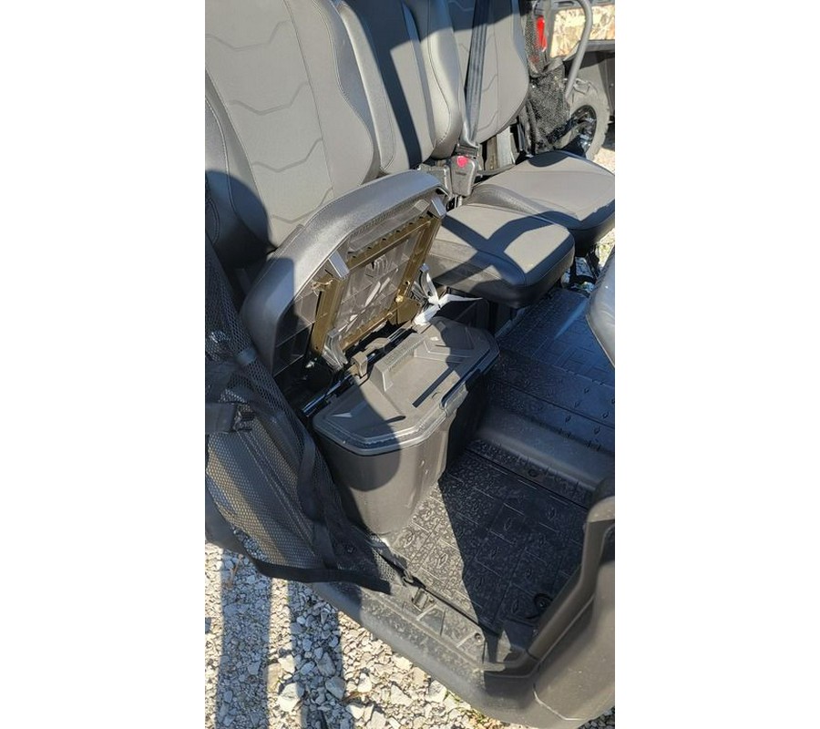 2026 Can-Am® Defender XT HD9 Dark Wildland Camo