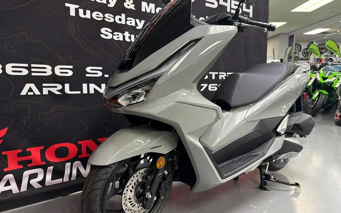 2025 Honda PCX ABS