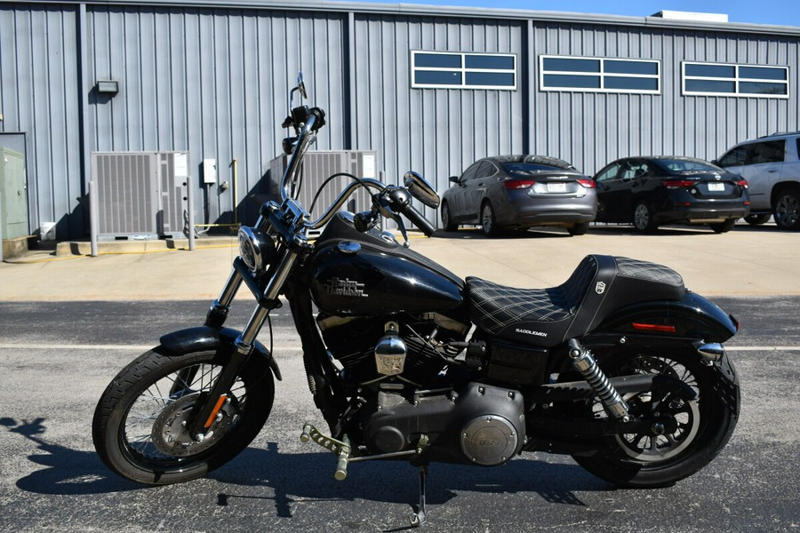 2017 Harley-Davidson Street Bob® – Raw Custom Style