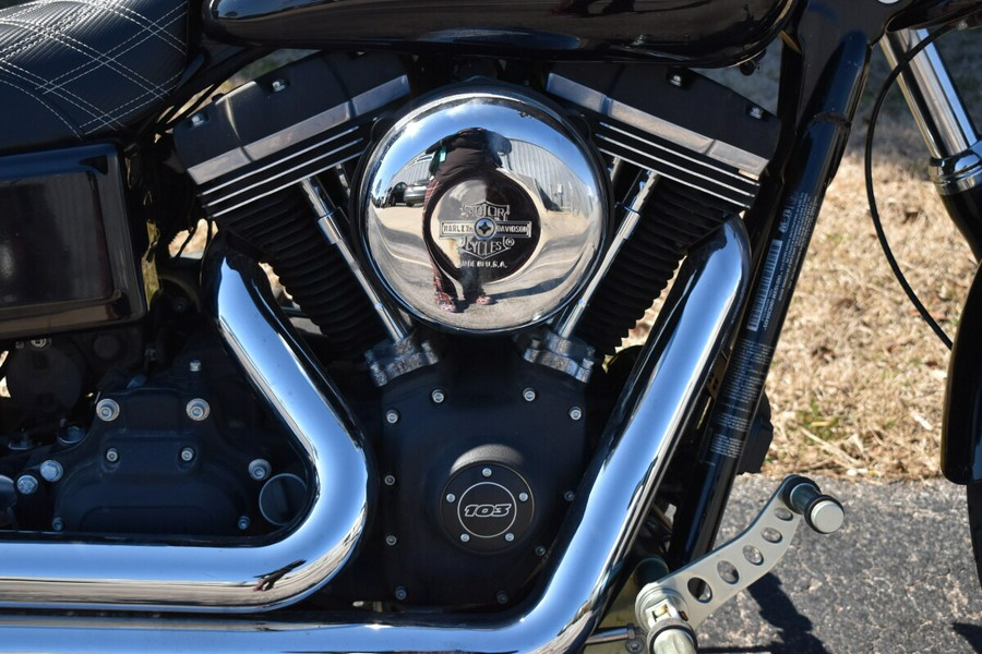 2017 Harley-Davidson Street Bob® – Raw Custom Style