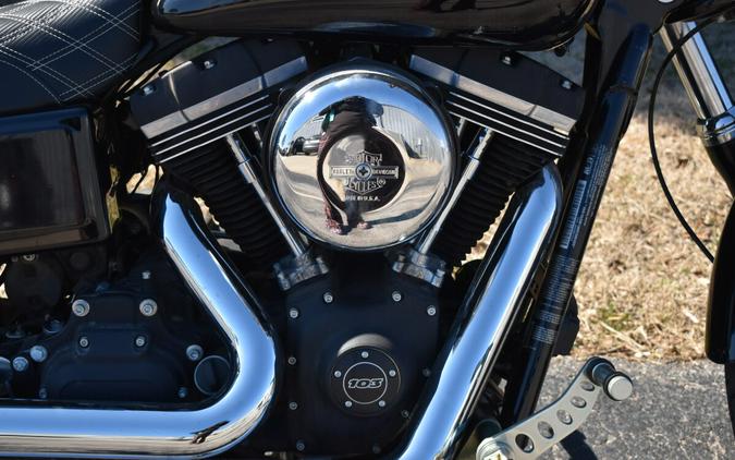 2017 Harley-Davidson Street Bob® – Raw Custom Style