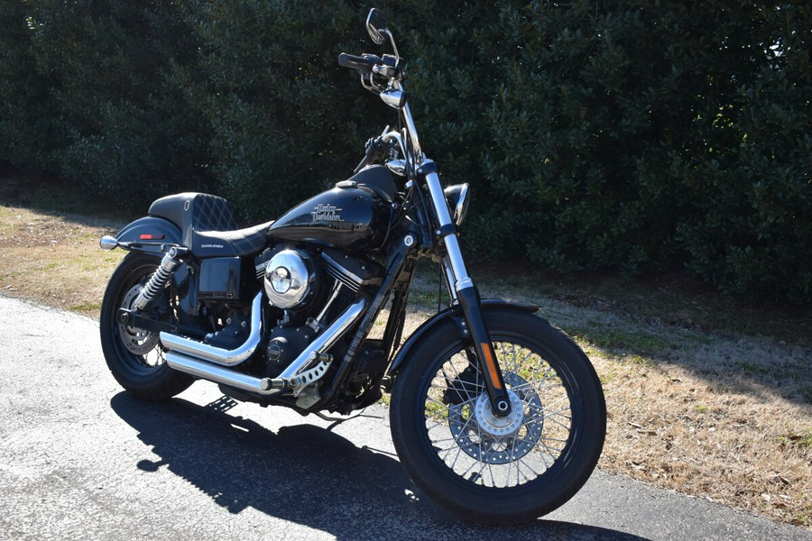 2017 Harley-Davidson Street Bob® – Raw Custom Style