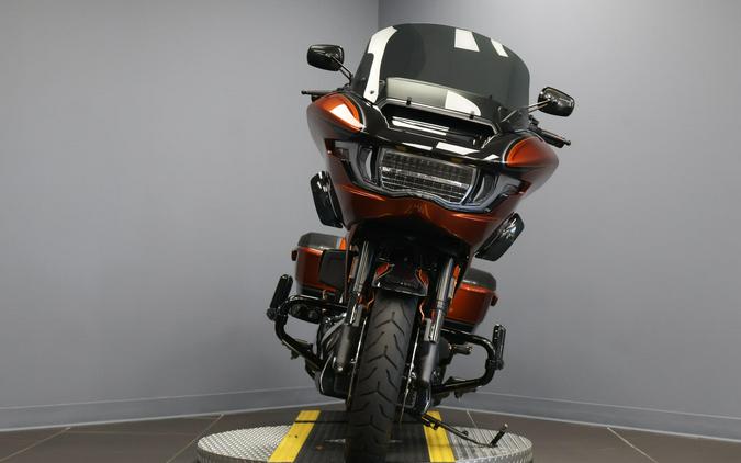 2023 Harley-Davidson® CVO™ Road Glide® Whiskey Neat w/Raven Metallic