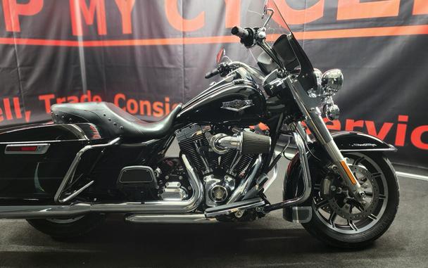 2015 Harley-Davidson® FLHR