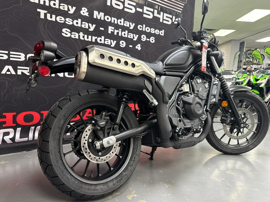 2025 Honda SCL 500