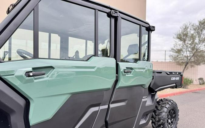 2026 Can-Am® Defender MAX DPS CAB HD10