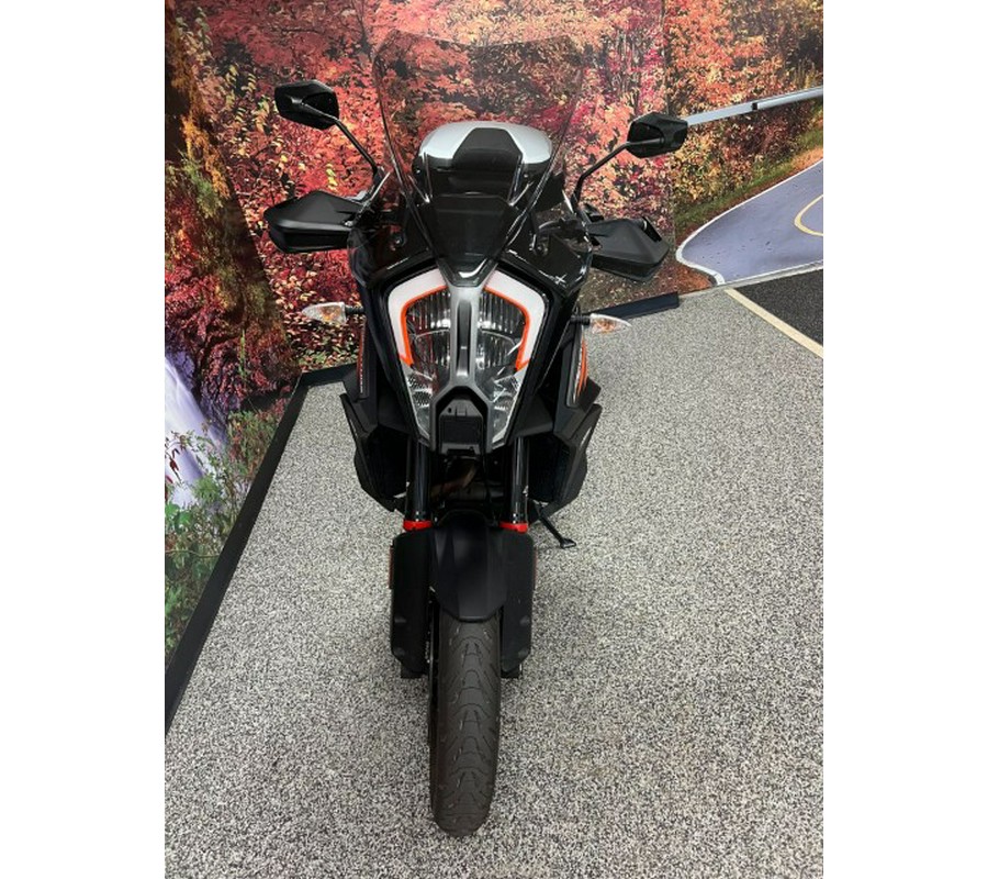 2022 KTM 1290 Super Adventure S