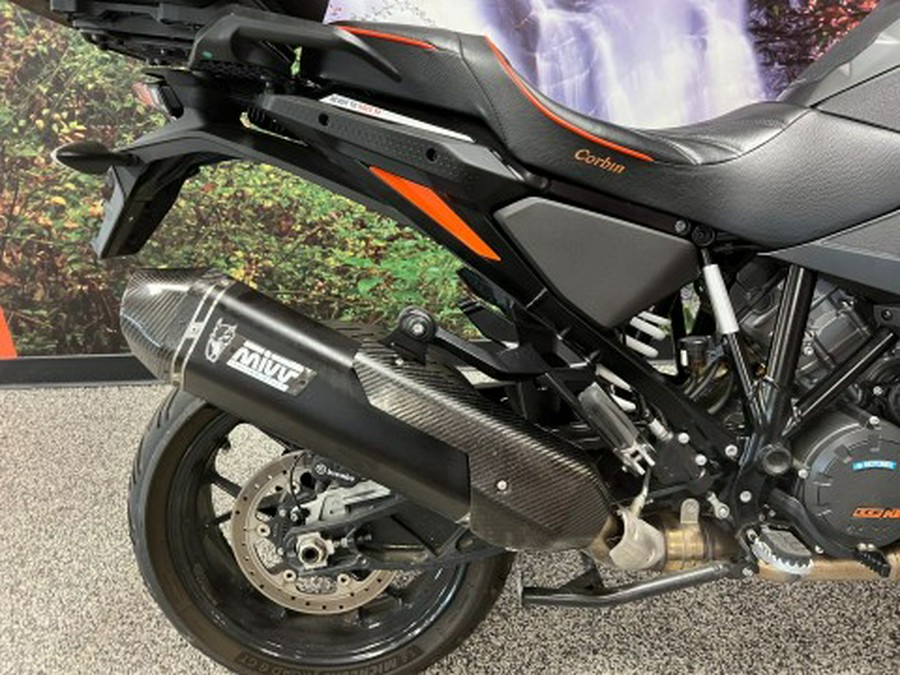 2022 KTM 1290 Super Adventure S