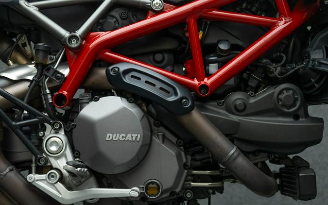 2023 DUCATI HYPERMOTARD 950 W/ABS
