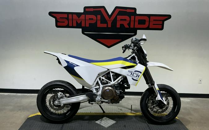 2017 Husqvarna 701 Supermoto