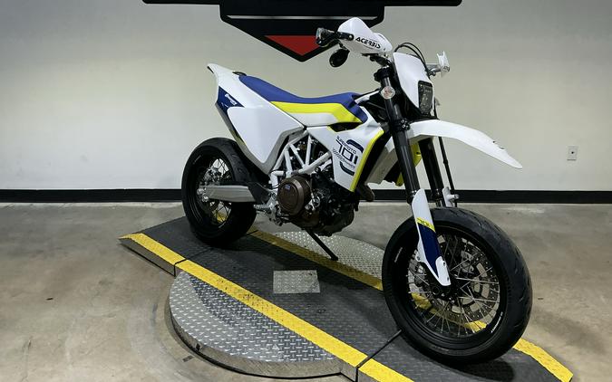 2017 Husqvarna 701 Supermoto