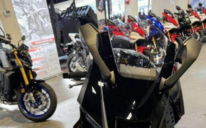 2027 Yamaha YZFR9VCB