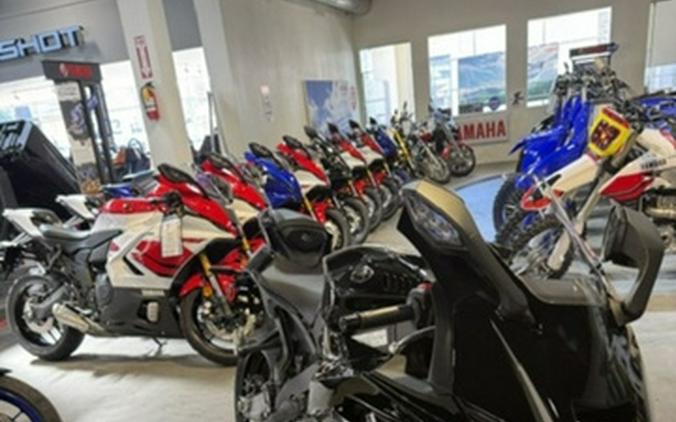2027 Yamaha YZFR9VCB