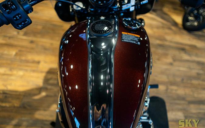 2024 Indian Super Chief Limited ABS Icon Maroon Metallic Pearl