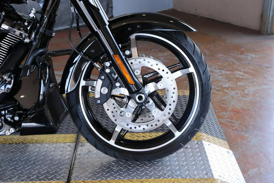 2025 Harley-Davidson® FLHX - Street Glide®