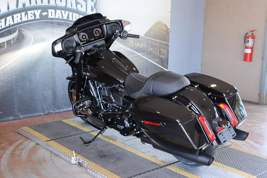 2025 Harley-Davidson® FLHX - Street Glide®