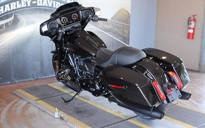 2025 Harley-Davidson® FLHX - Street Glide®