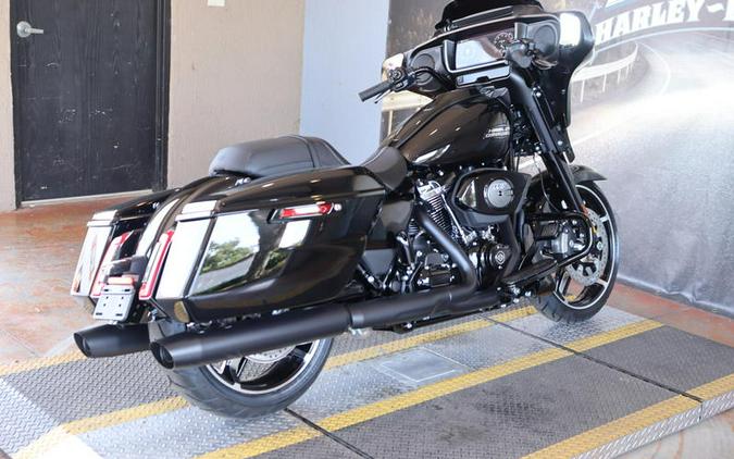 2025 Harley-Davidson® FLHX - Street Glide®