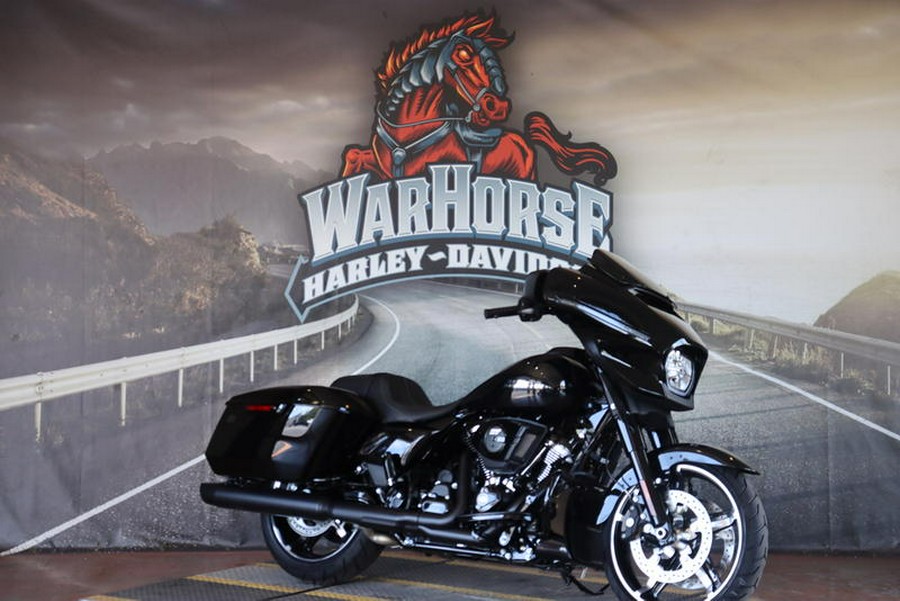 2025 Harley-Davidson® FLHX - Street Glide®