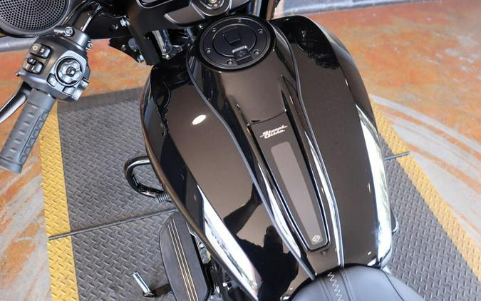 2025 Harley-Davidson® FLHX - Street Glide®