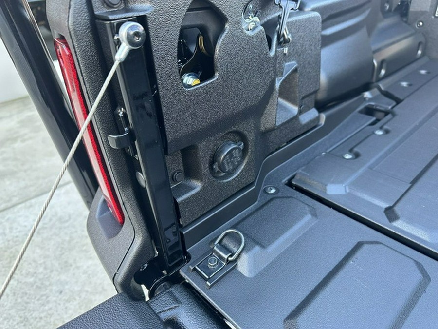 2025 Honda Pioneer 1000-5 Deluxe