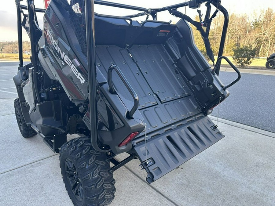 2025 Honda Pioneer 1000-5 Deluxe