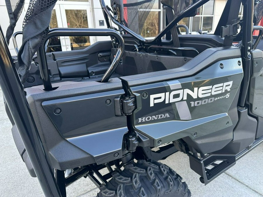 2025 Honda Pioneer 1000-5 Deluxe