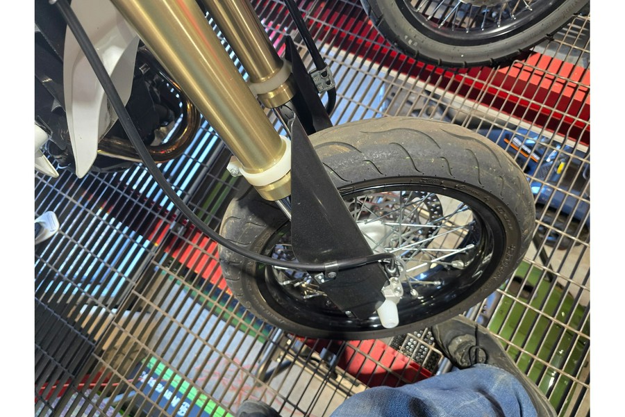 2022 Suzuki DR-Z 400 SUPER MOTO