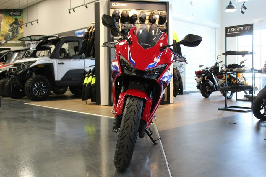 2025 Honda CBR500R ABS