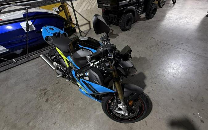 2026 BMW S 1000 R
