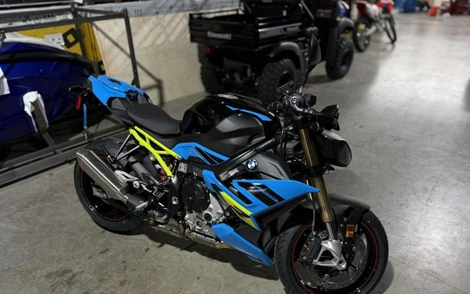 2026 BMW S 1000 R