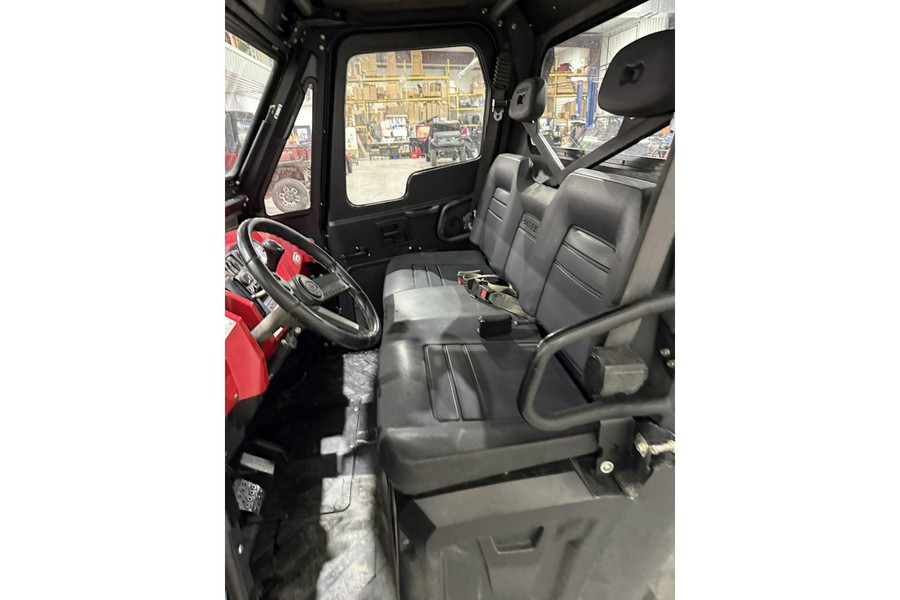 2011 Polaris RANGER 800 XP EPS Solar Red 800 HD® EPS