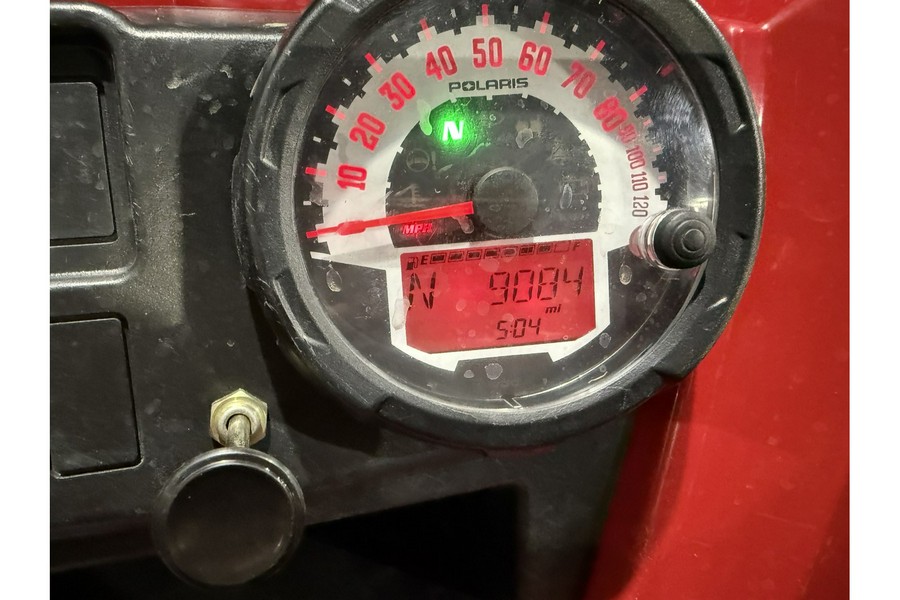 2011 Polaris RANGER 800 XP EPS Solar Red 800 HD® EPS