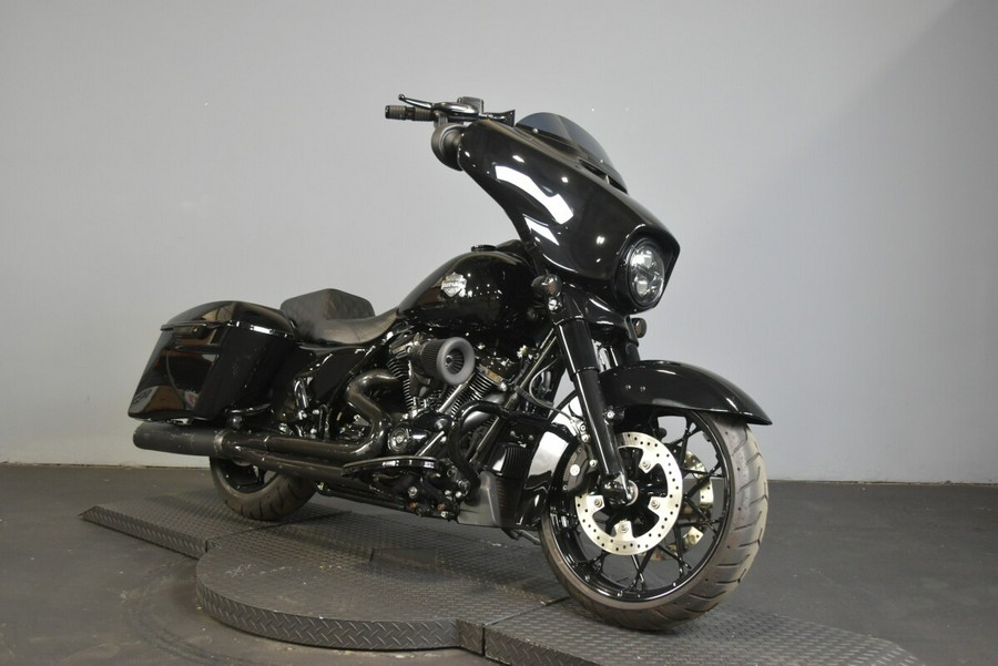 2022 Harley-Davidson Street Glide Special