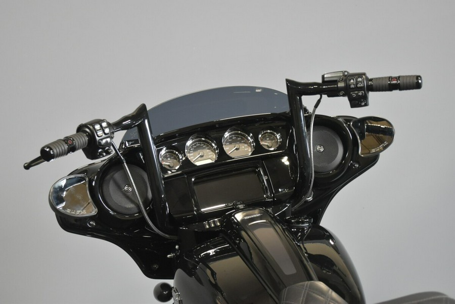 2022 Harley-Davidson Street Glide Special