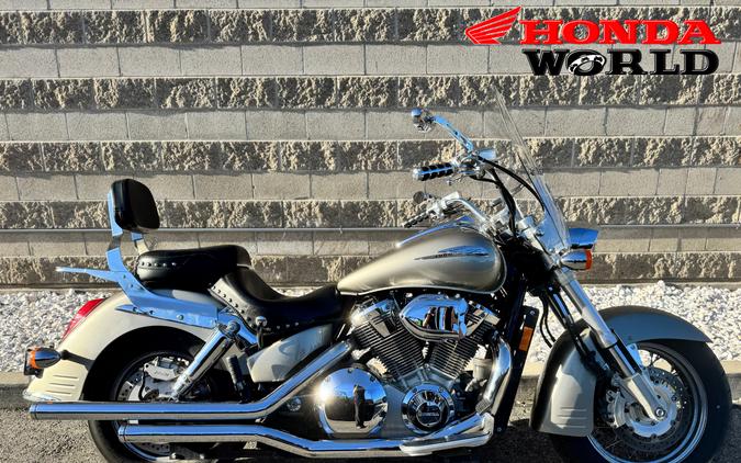 2003 Honda VTX™ 1800