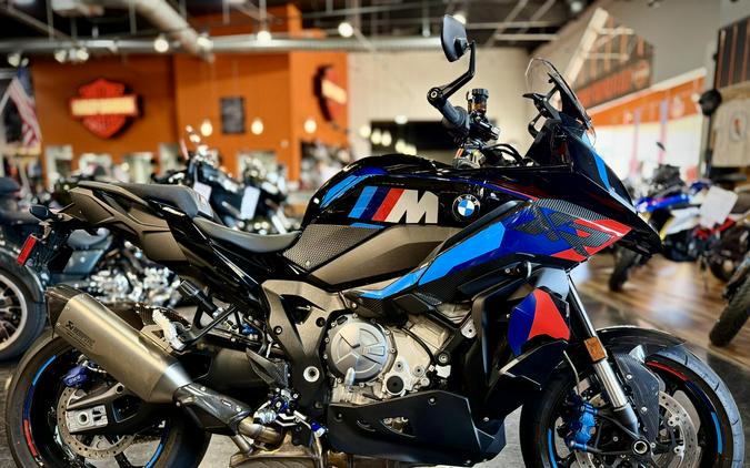 2024 BMW Motorrad M 1000 XR Blackstorm Metallic/M Motorsport
