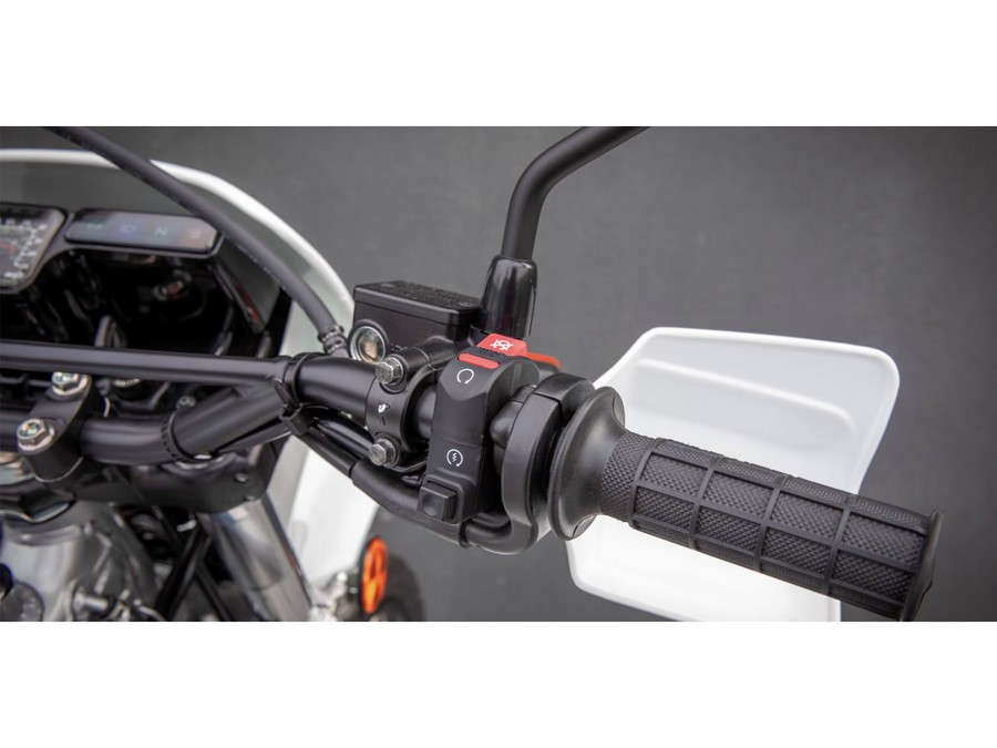 2025 Honda XR650L