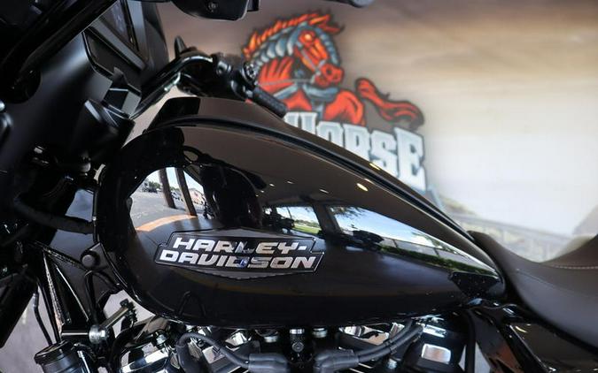 2025 Harley-Davidson® FLHX - Street Glide®