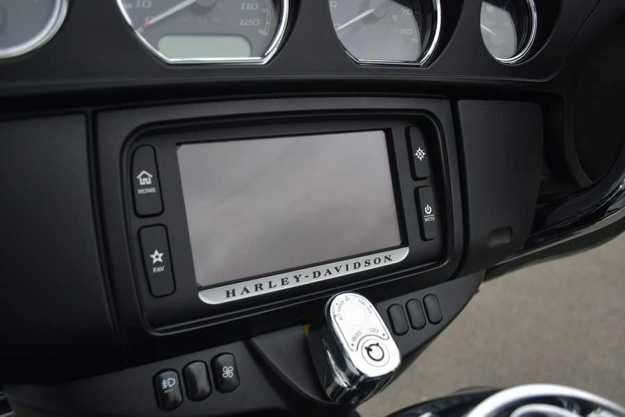 2018 Harley-Davidson Tri Glide Ultra