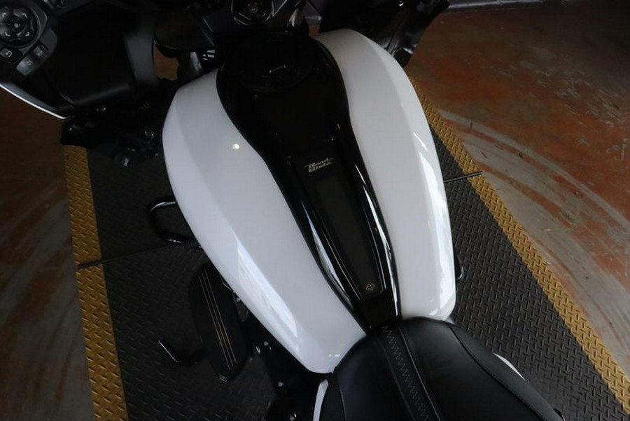 2025 Harley-Davidson® FLTRX - Road Glide®