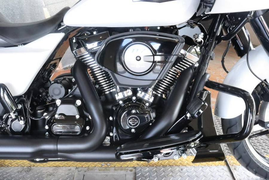 2025 Harley-Davidson® FLTRX - Road Glide®