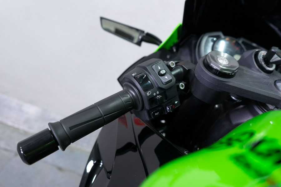 2023 Kawasaki Ninja ZX-6R ABS KRT Edition