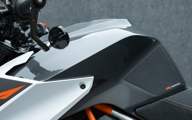 2018 KTM 1290 SUPER DUKE R W/ABS