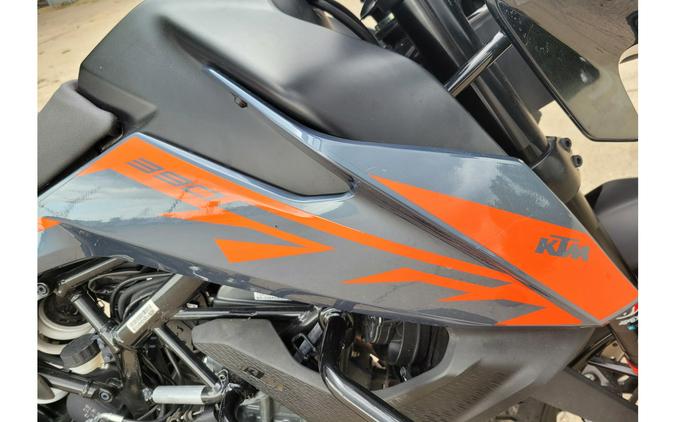 2022 390 ADVENTURE - KTM