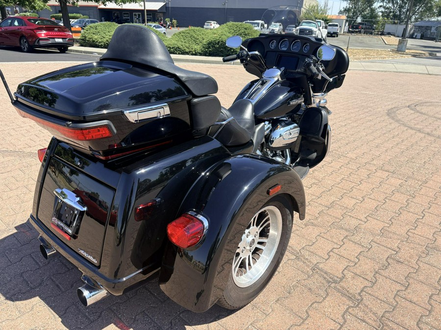 FLHTCUTG 2021 Tri Glide® Ultra