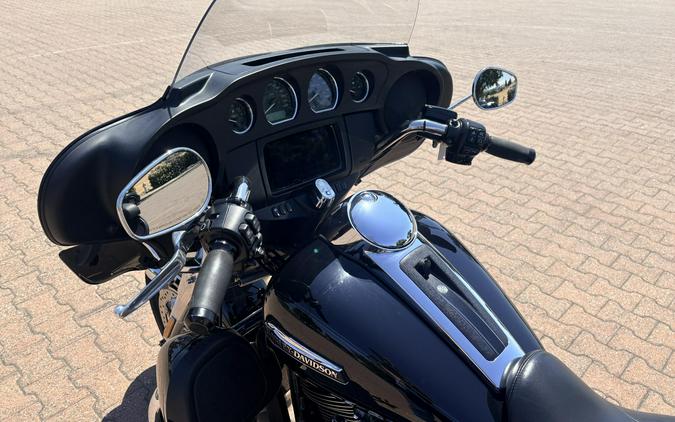 FLHTCUTG 2021 Tri Glide® Ultra