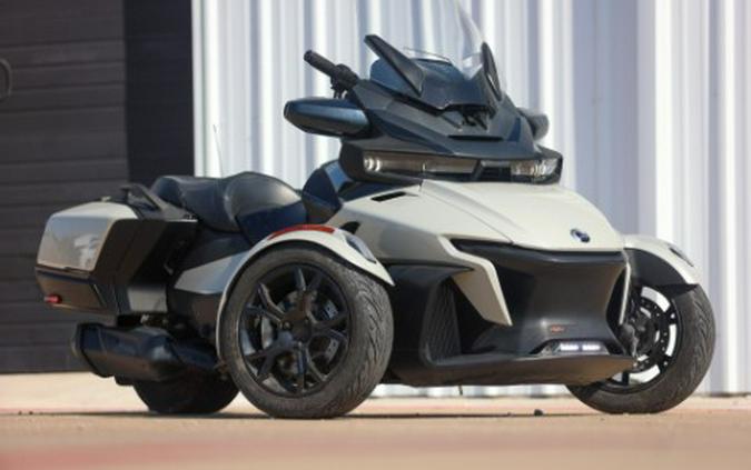 2021 Can-Am SPYDER RT SE6