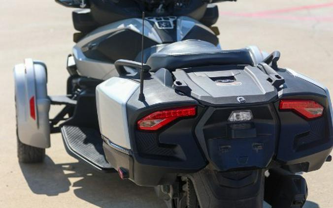 2021 Can-Am SPYDER RT SE6
