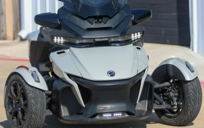 2021 Can-Am SPYDER RT SE6